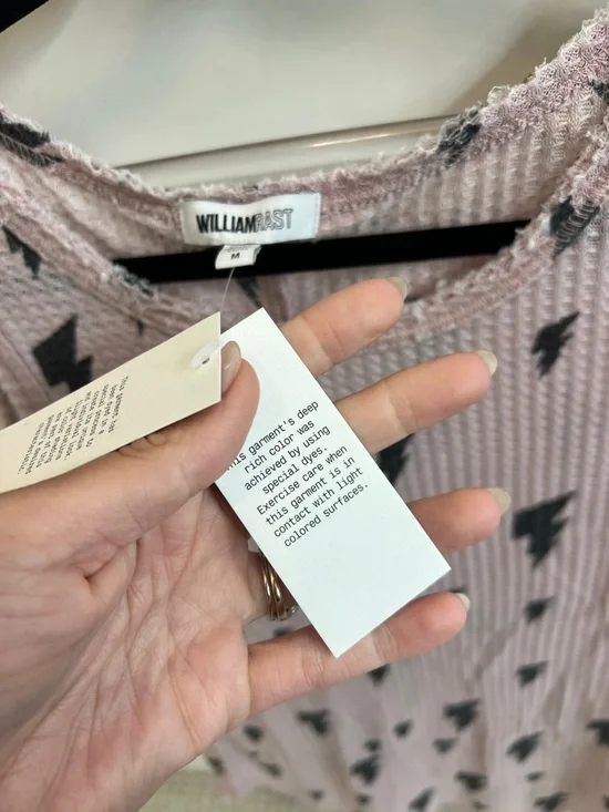 Pink and black William rast NWT LIGHTNING bolt tank size medium - Picture 2 of 3